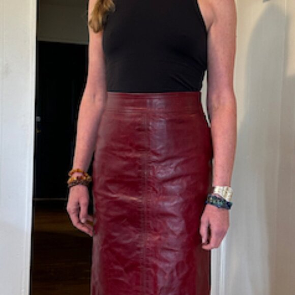 90's vintage DKNY red leather pencil skirt size 6 - Picture 1 of 2